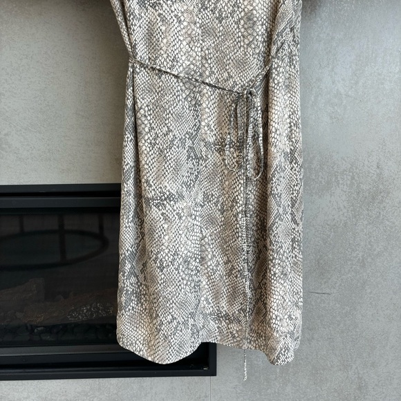 Aritzia Babaton Snake print wrap dress, Size XS - Picture 12 of 13